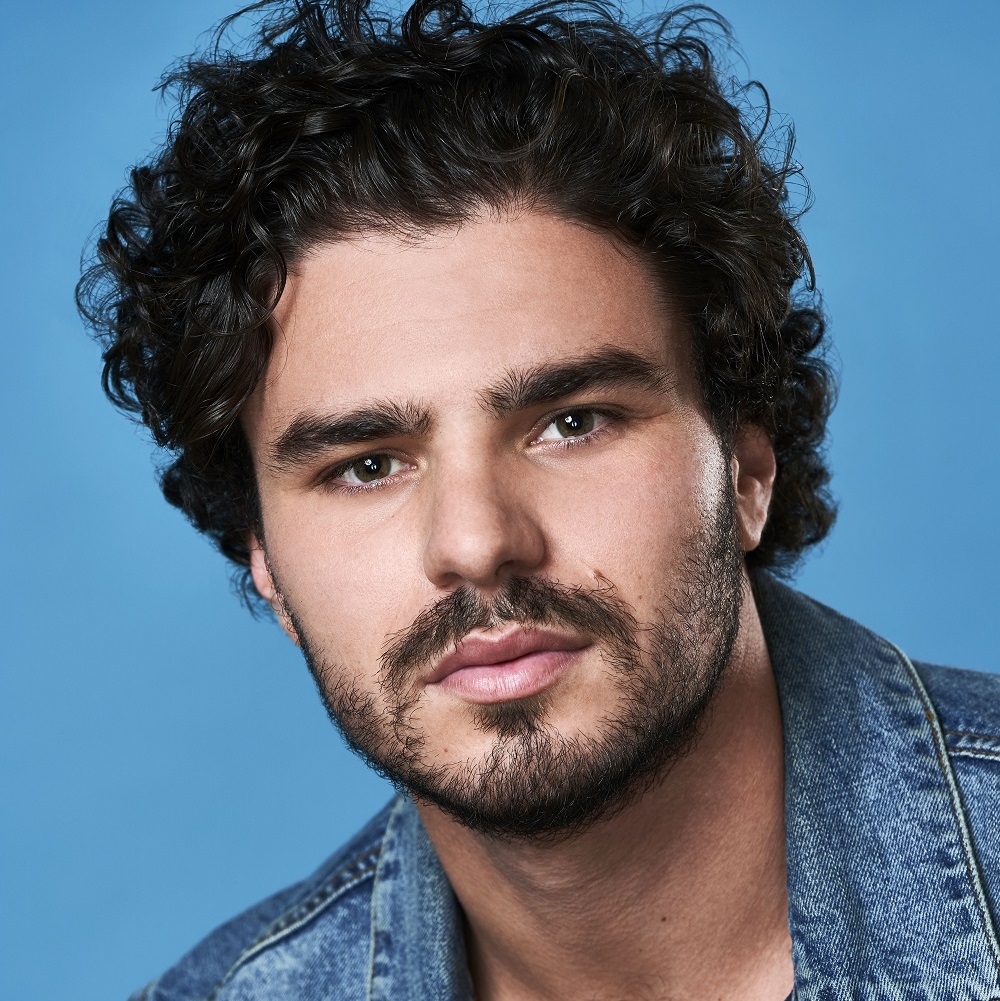 Amos Gill, stand-up comedian